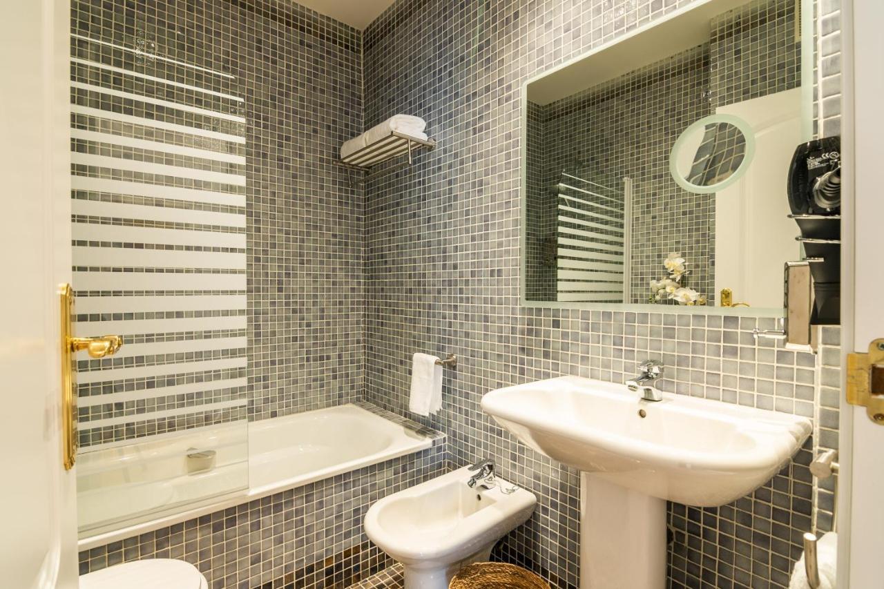 Tuguest Isabel La Catolica Apartment グラナダ エクステリア 写真