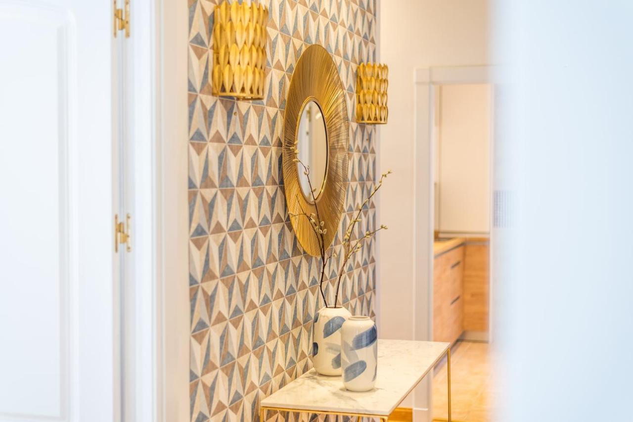 Tuguest Isabel La Catolica Apartment グラナダ エクステリア 写真